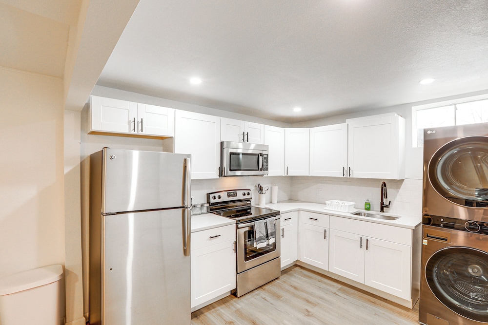8 Mi to Dtwn: Denver Haven w/ Fenced Yard!