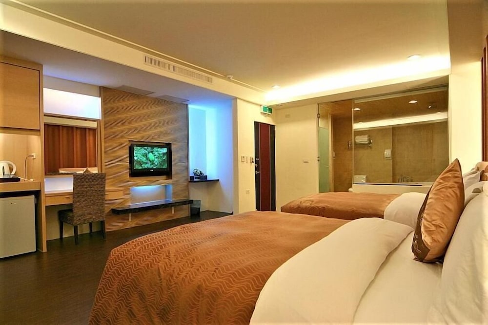 Tranquil Sea Hotel