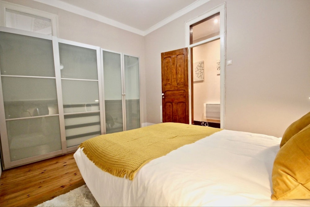 Akicity Anjos Amber view 3