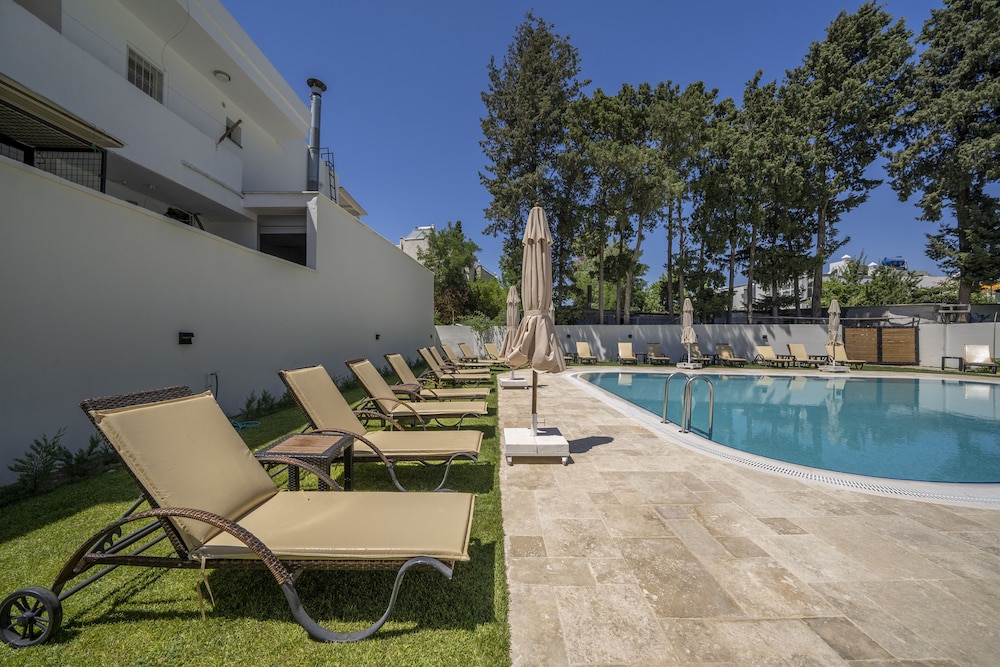 Olive Tree Hotel - Image 19