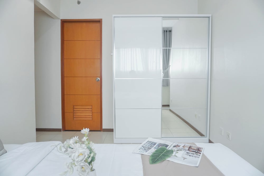 Simple And Comfort Design 2Br Apartment At Marbella Kemang Residence
