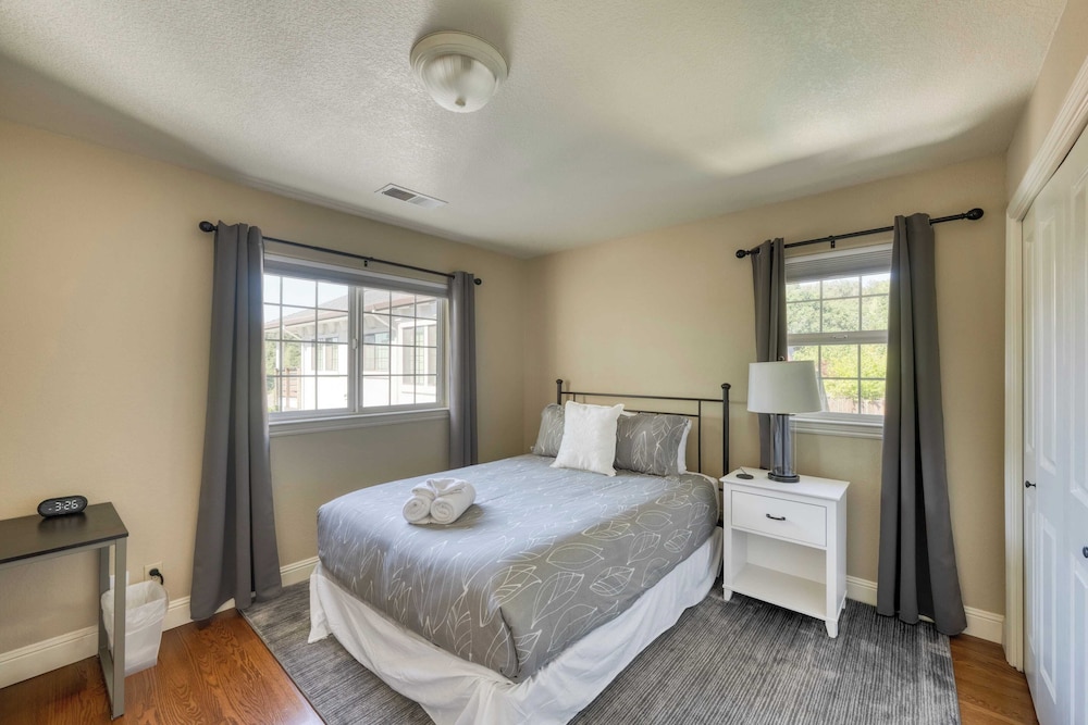 Casa Osito Pool, Hot Tub & Outdoor Dining Minutes From Sonoma Plaza