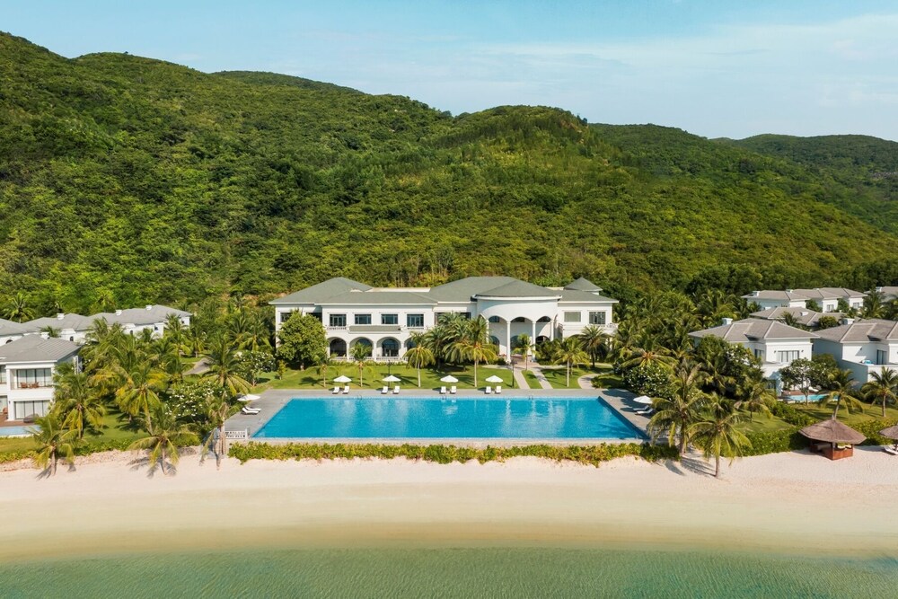 Luxury Marriot Resort & Spa - Nha Trang