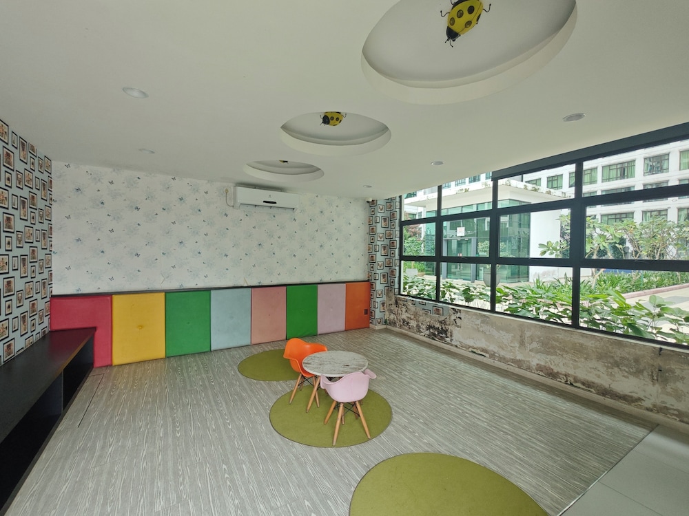 Kempas Dsummit Residences by Antlerzone