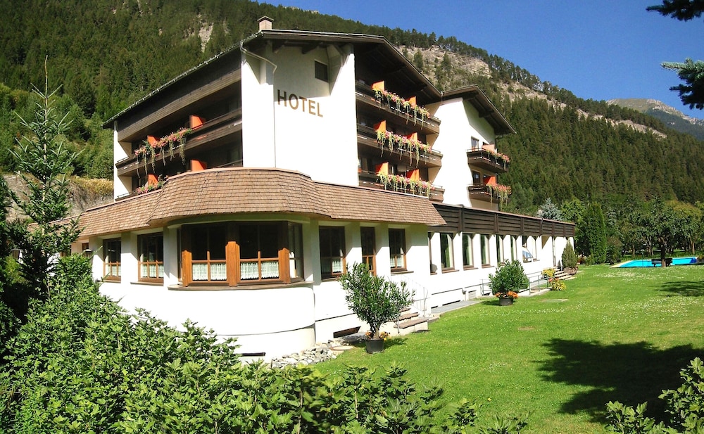 Hotel Kajetansbruecke