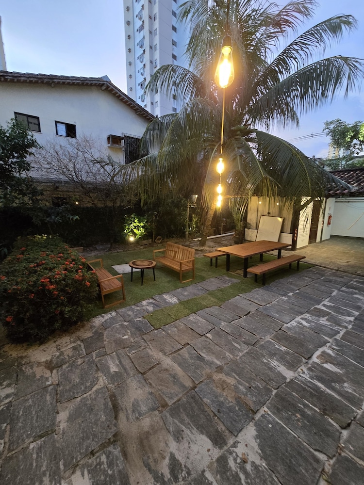 Local Hostel Belém