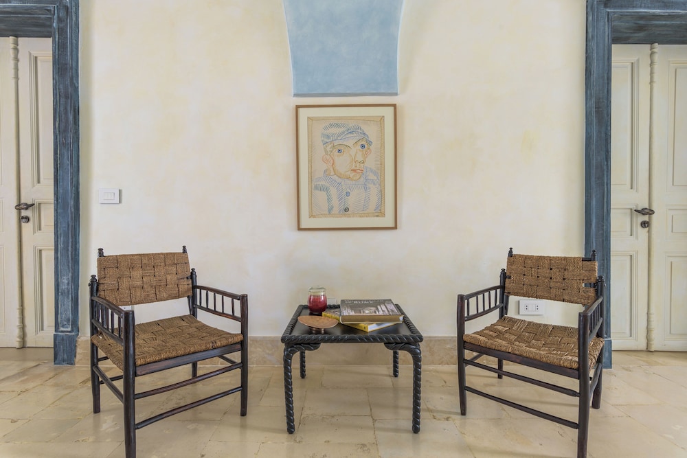 Amani Luxury 4BR Villa & Pool in Batroun