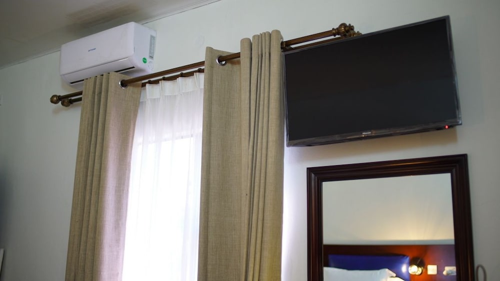 Maun Executive Inn