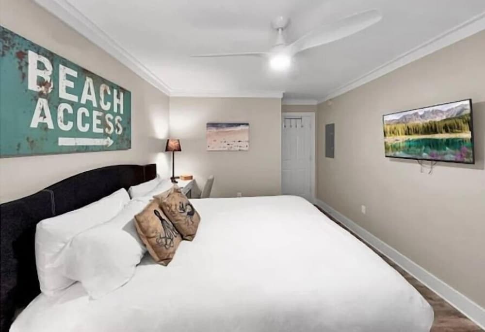 Beachside Villas 214