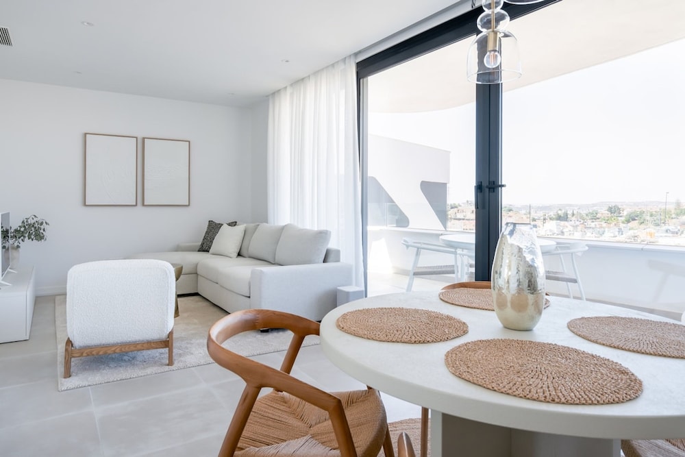 Stylish Luxury Suite With Terrace in Higueron