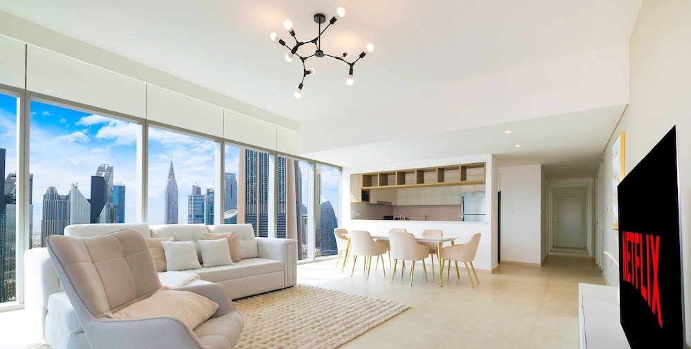 LUX The Burj Khalifa Downtown View Suite