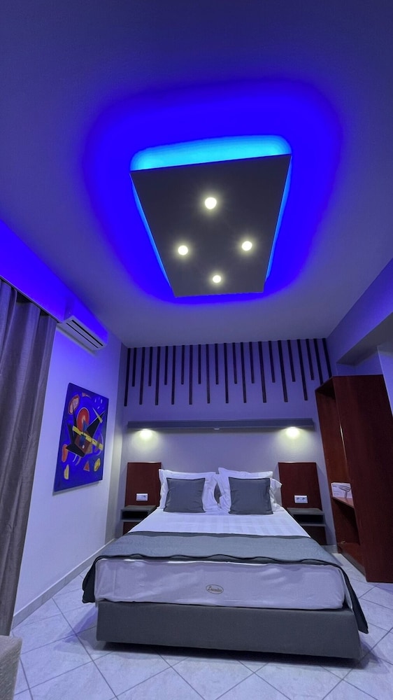 Premium Suites