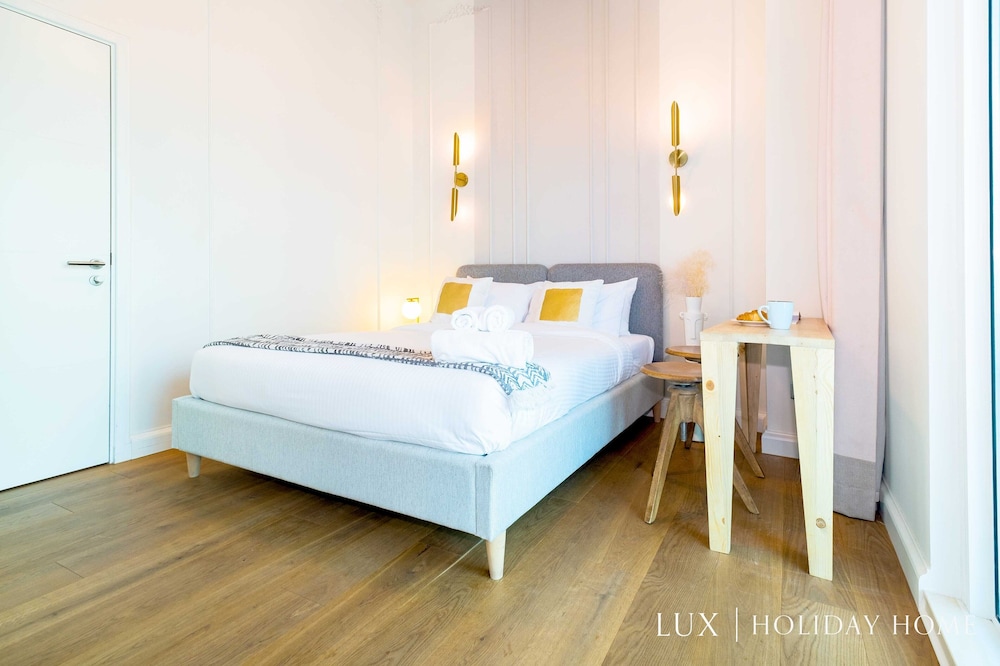 LUX  Marina Promenade Penthouse suite