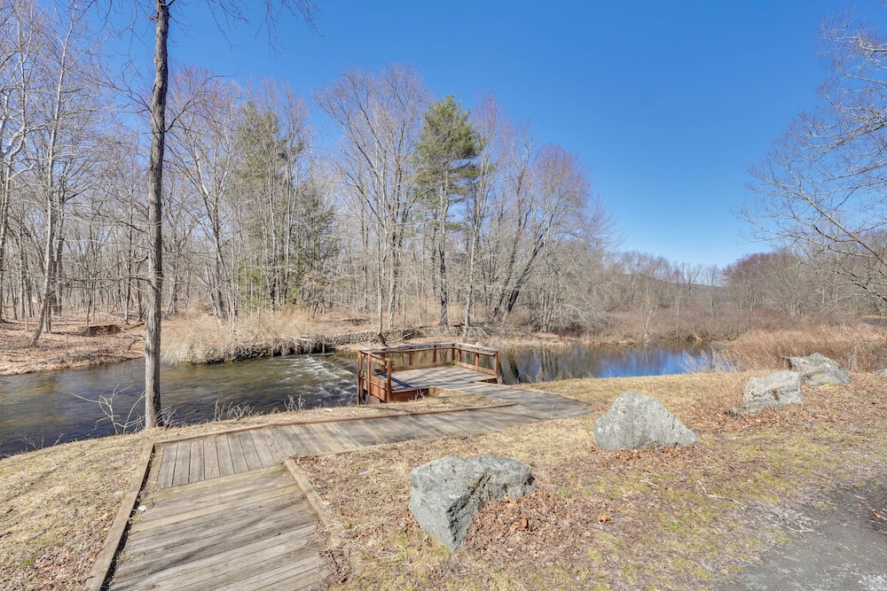 Close to Trails: Studio w/ Water Views