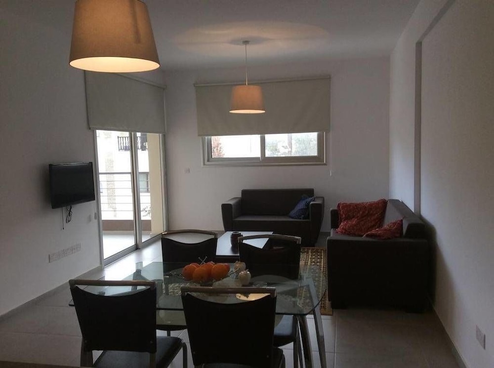 Niro Apartments