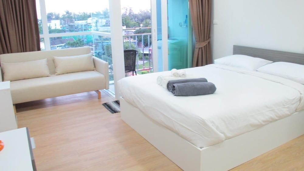 Ozone Condotel Apt 716