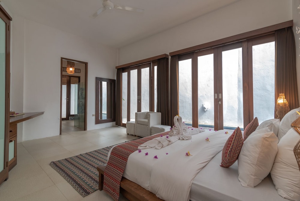Villa Kapal view 2