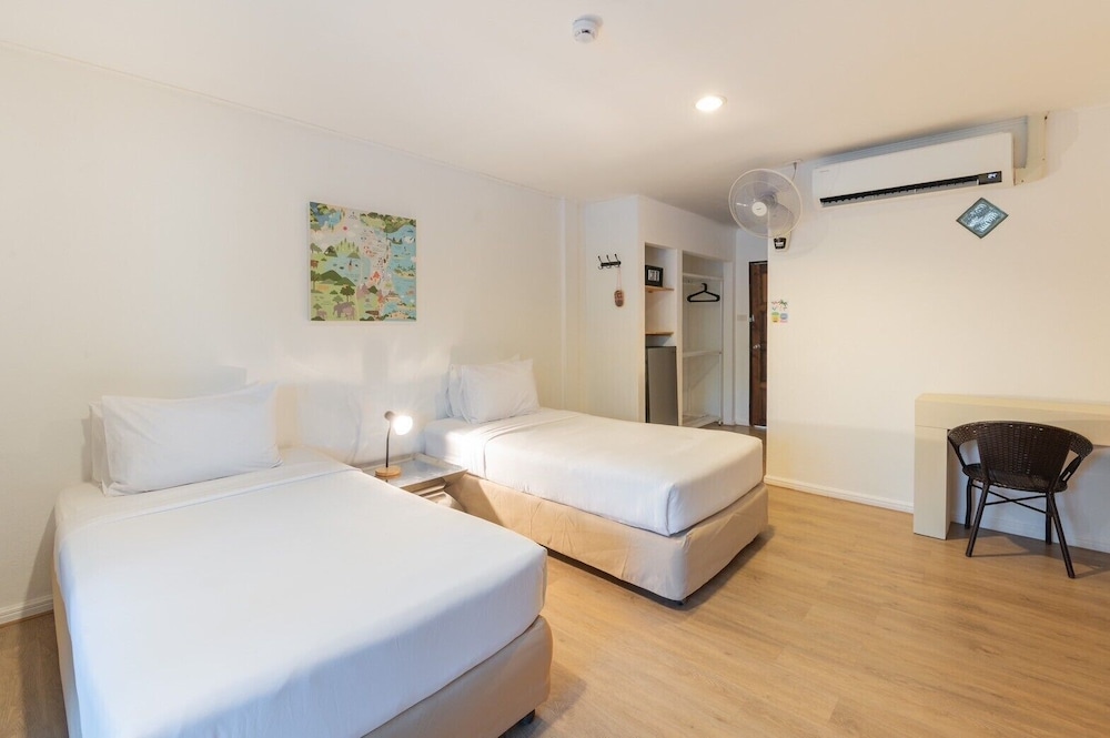 Dolphin Bay Beach Resort