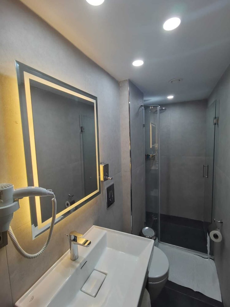 Vama Otel Taksim - Image 23