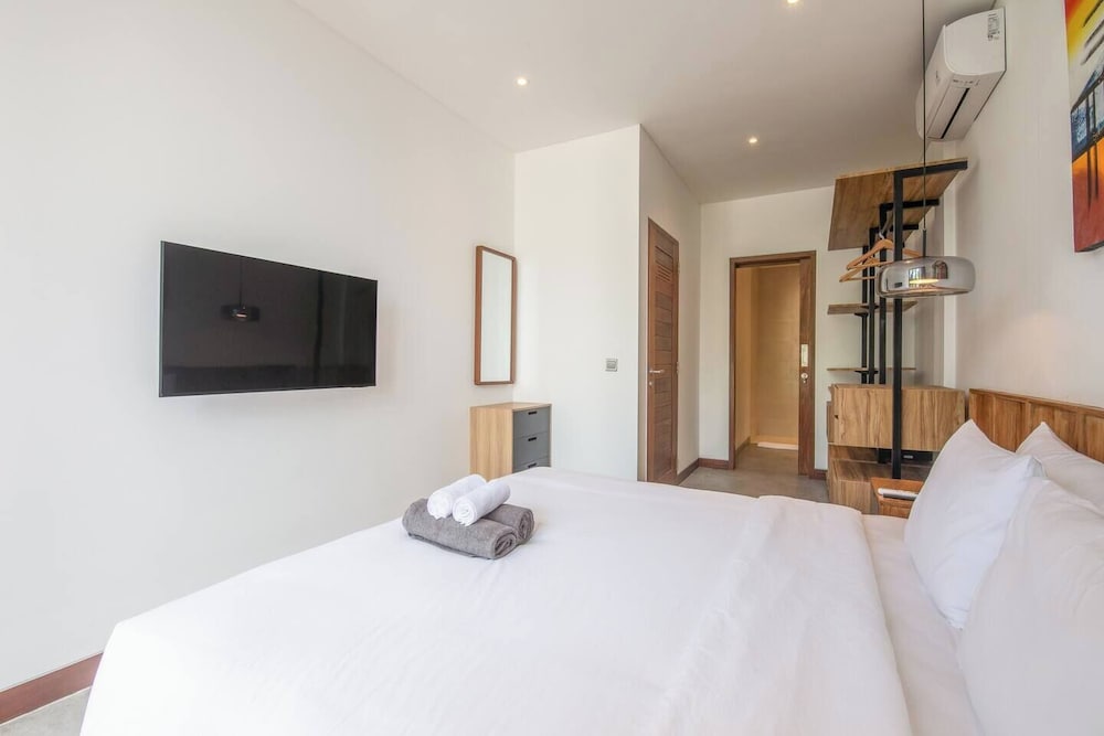 Elegant Villa Sinara 2BR With Sea View