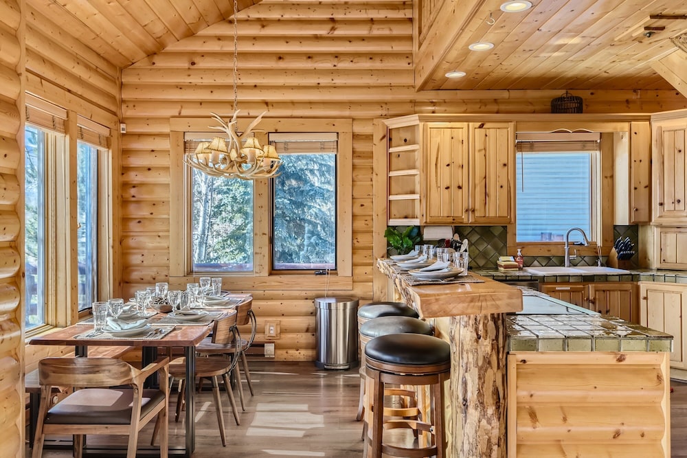 Deer Valley Escapes - Park City Ski Resort Condos