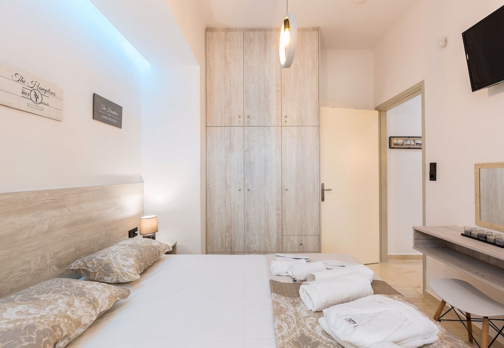 Mpali Bay View And Beach Front Apt Crete view 2