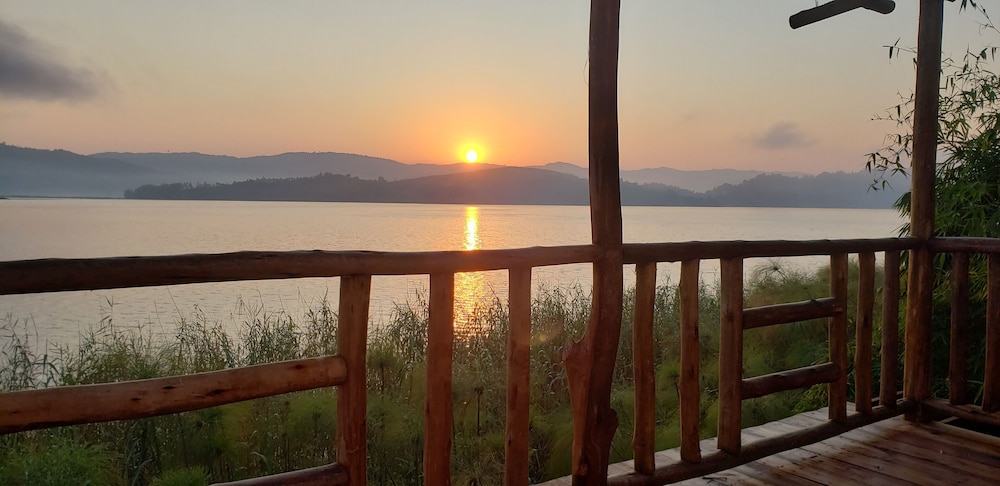 Gahiza Island Retreat