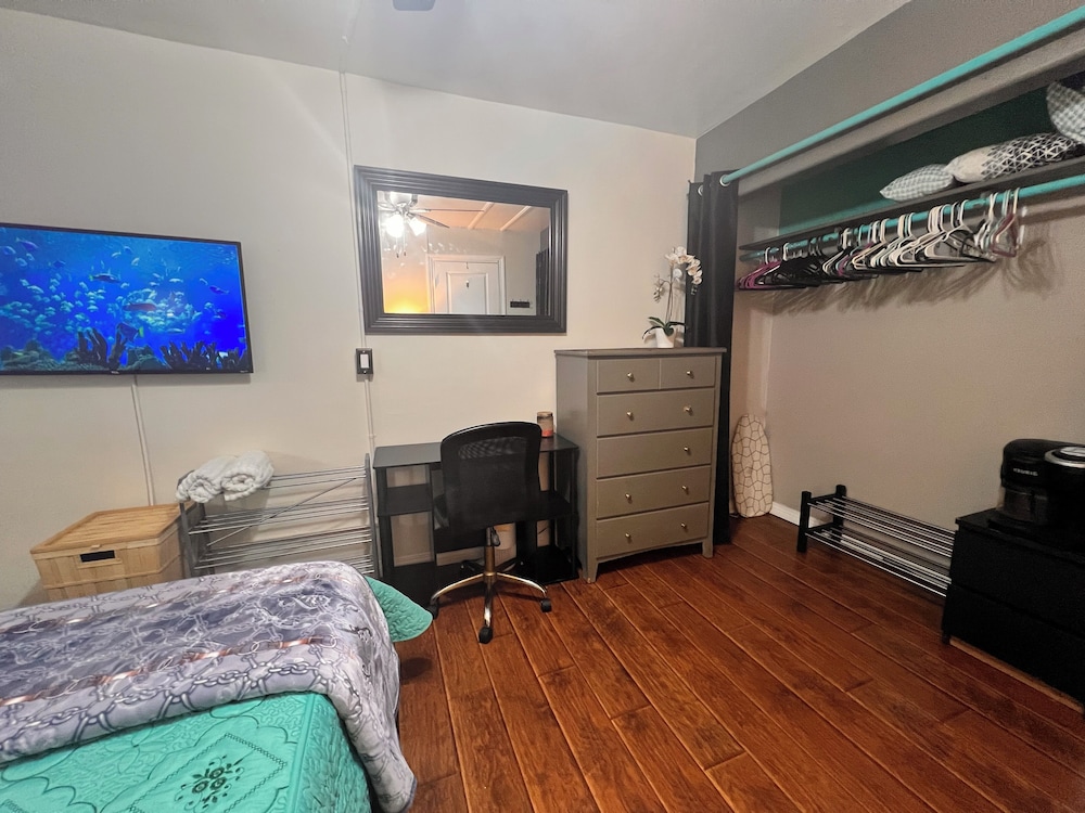 OASIS ROOM RENTAL