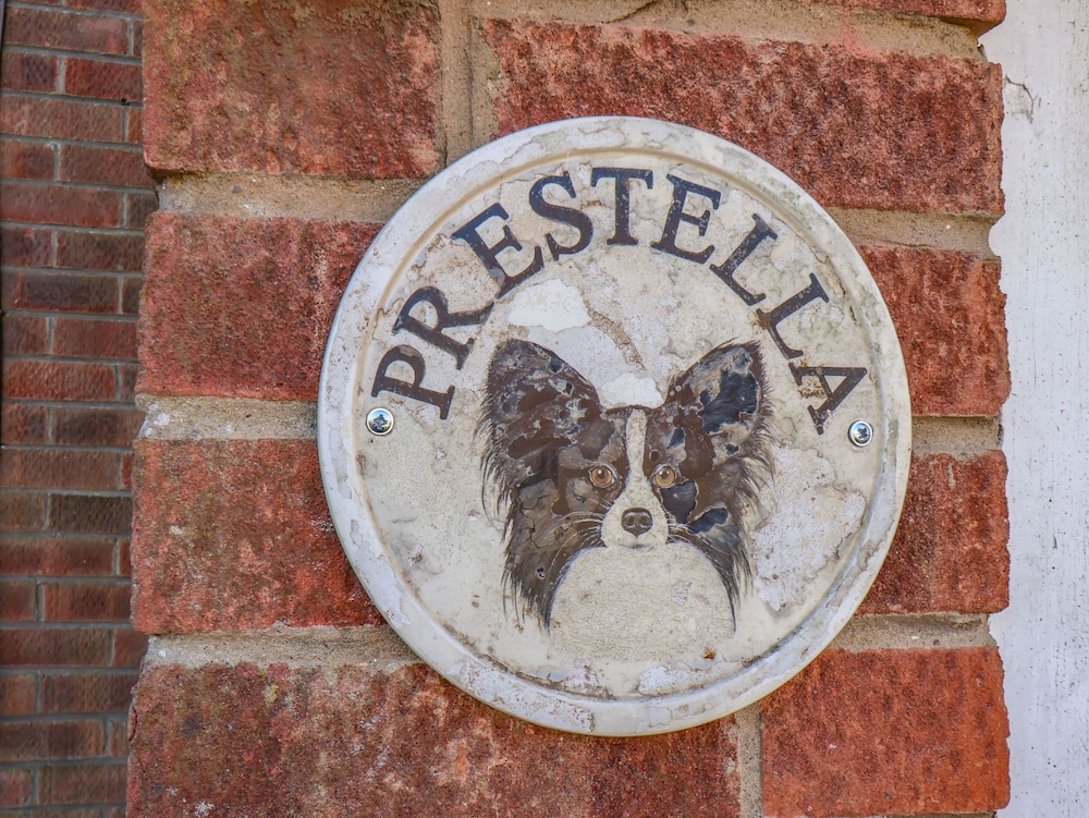 Prestella