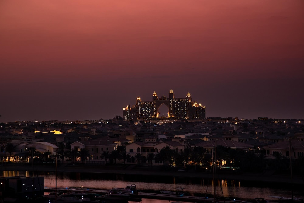 Luxury at Palm Jumeirah wz Private Beach