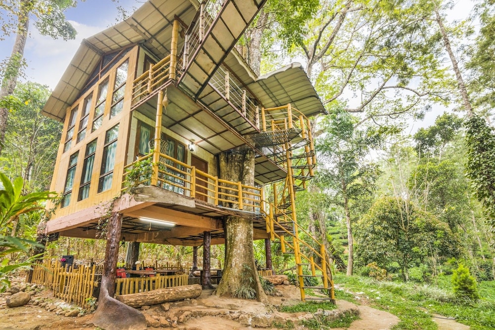 GuestHouser 4 BHK Tree house 7d51