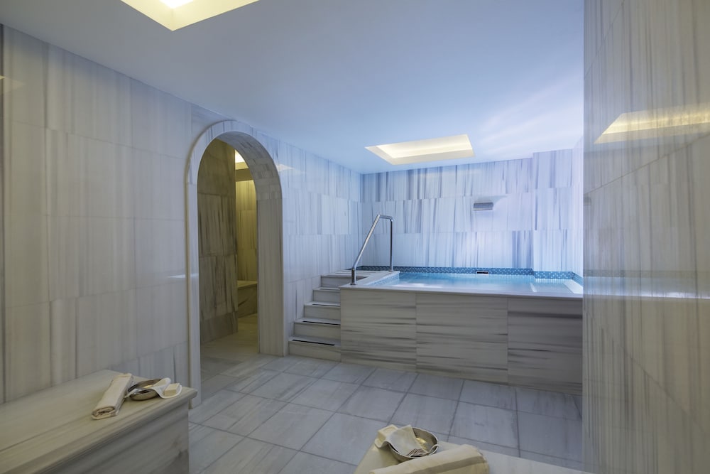 Tui Blue Side- All Inclusive