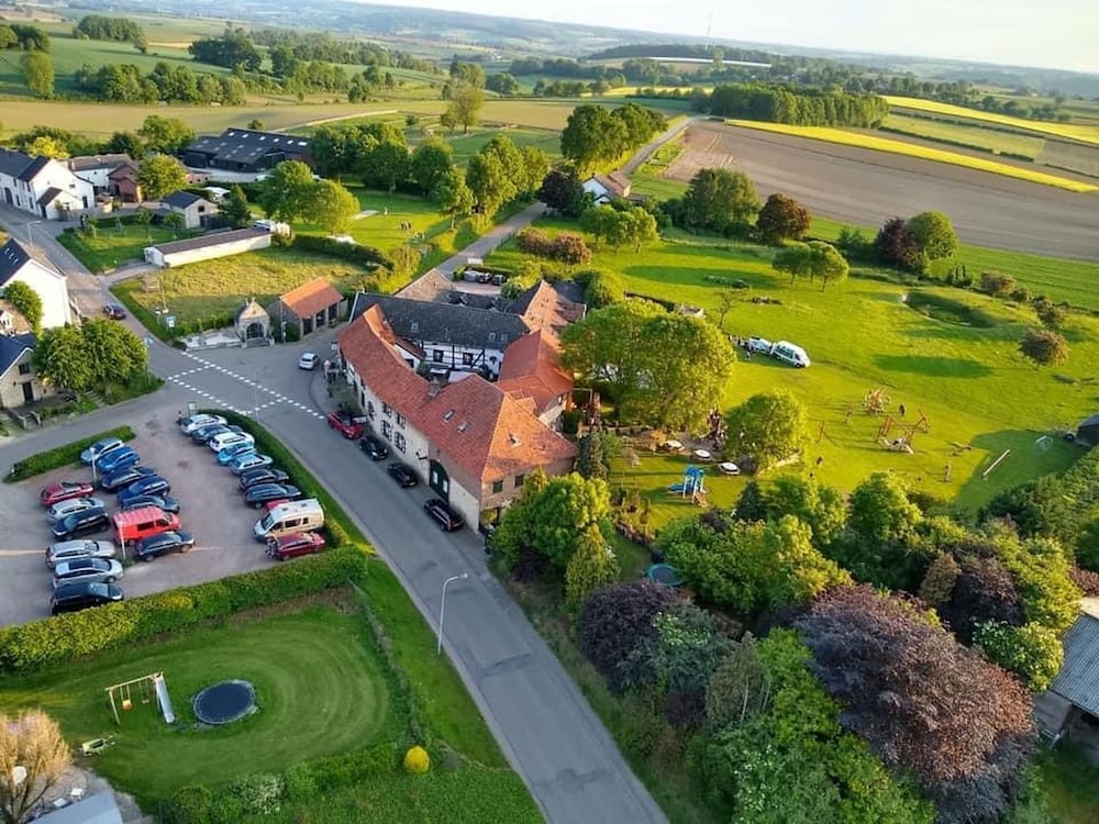 Pleasant Apartment Near Valkenburg