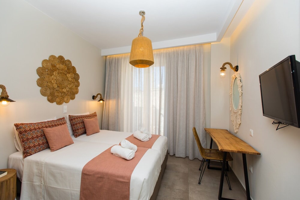 Ekaterini Luxury House