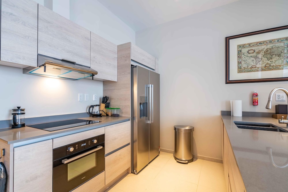Fabulous Chic Apartment Filled w Natural Light at Famous Handelskade