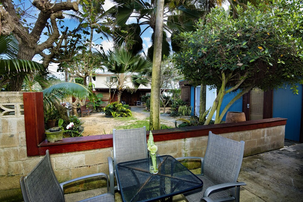 Tiki Moon Villas