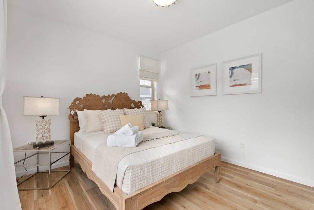@ Marbella Lane - Serene & Lovely MT + Ocean Views
