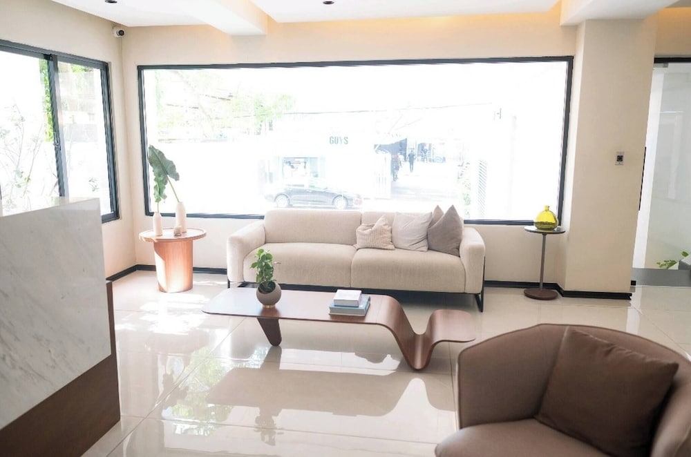 Luxurious Santo Domingo Apartment in Heart of the City, Wifi, Pool, Parking Free