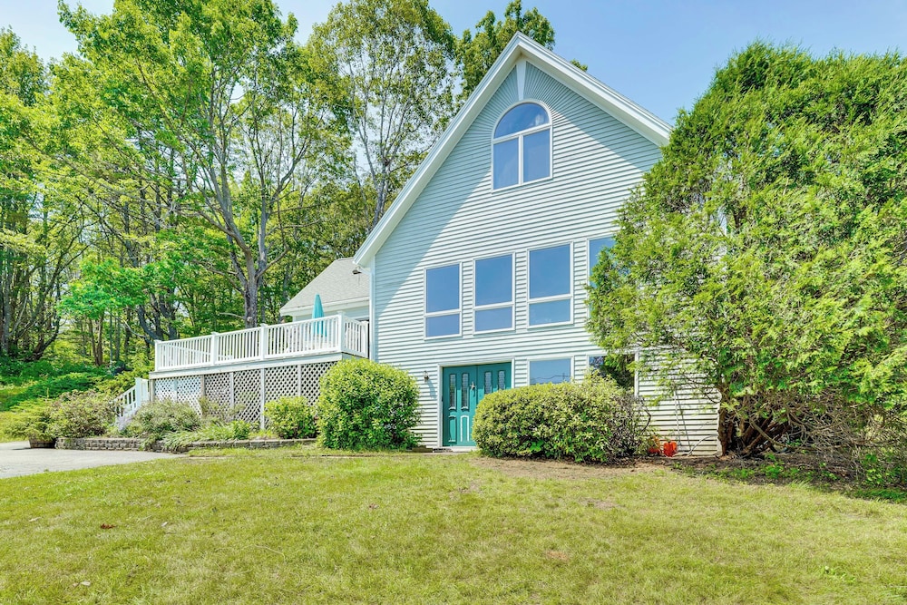 Boat & Kayak Nearby: Barters Island Home w/ Views
