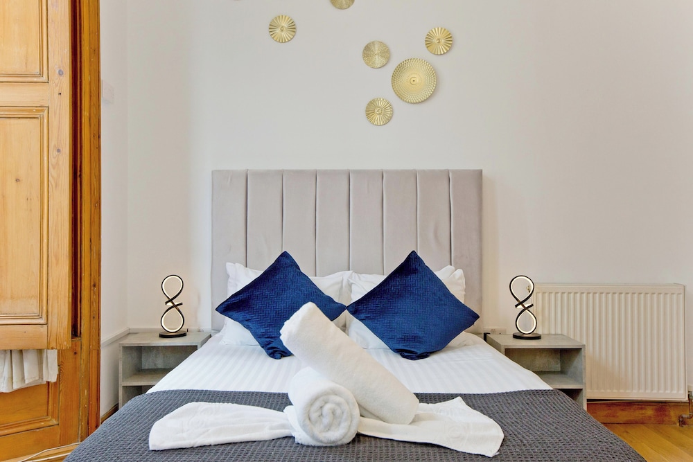 Imperial Earls Court Apartments