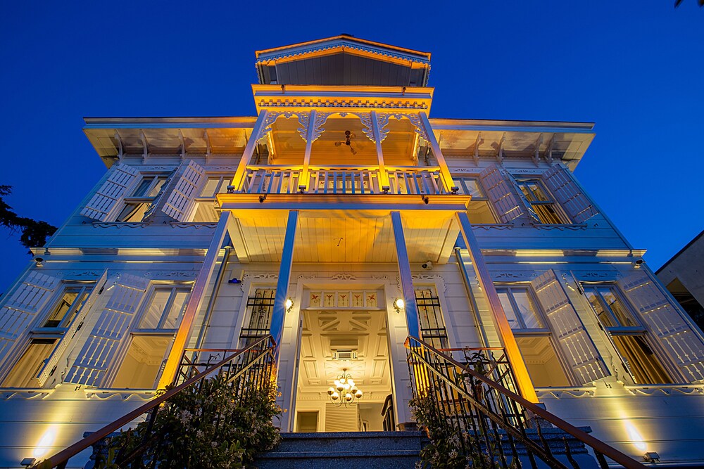 Mansion Milia