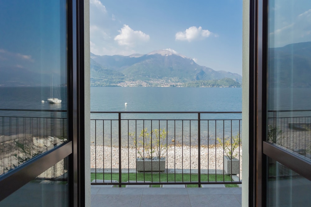 Dream Lake Apartments by Rent all Como