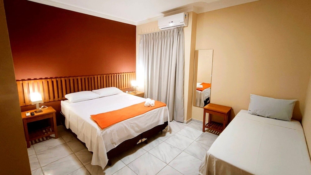 Tanan Hostel