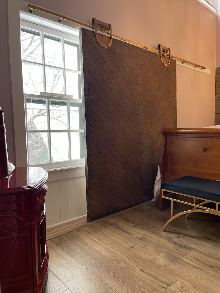 Carriage House B&B