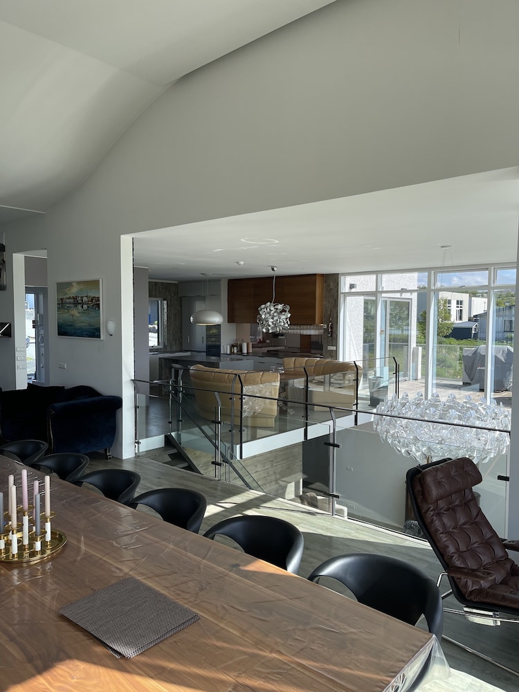 Grand Villa