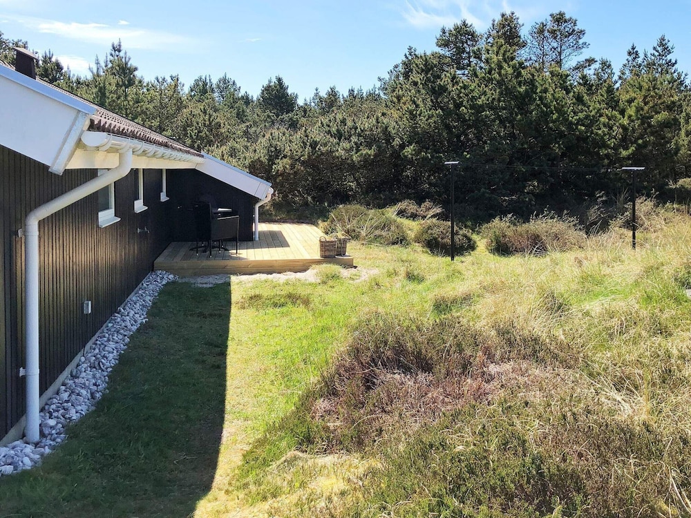 Quaint Holiday Home in Blåvand near Sea view 5