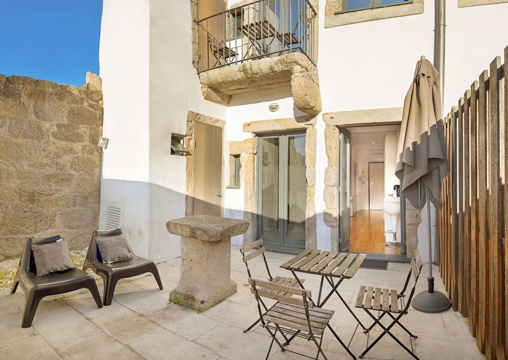 Old City Design Apartments