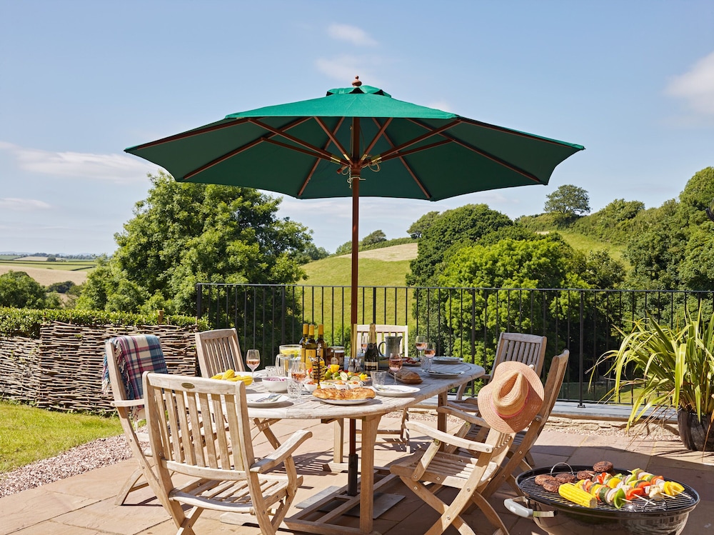 Gitcombe House