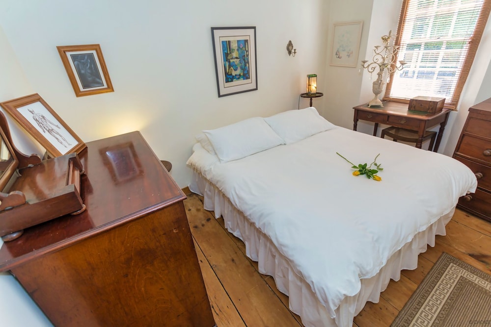 Braunton Magnolia Cottage 3 Bedrooms view 5