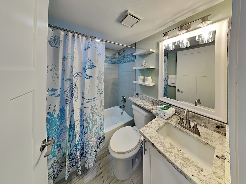 Seaside 4 by Distinctive Beach Rentals